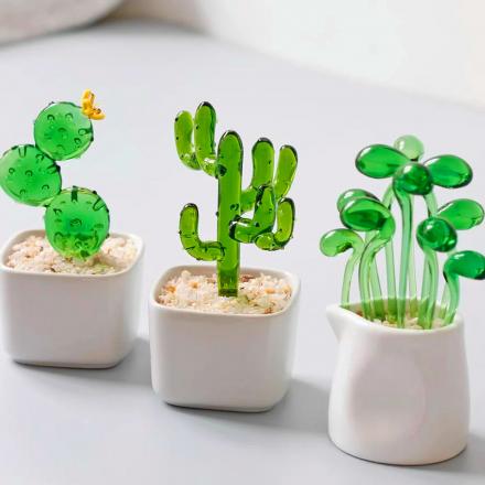 These Glass Potted Plants Are Perfect For Those Who Can’t Keep Plants Alive